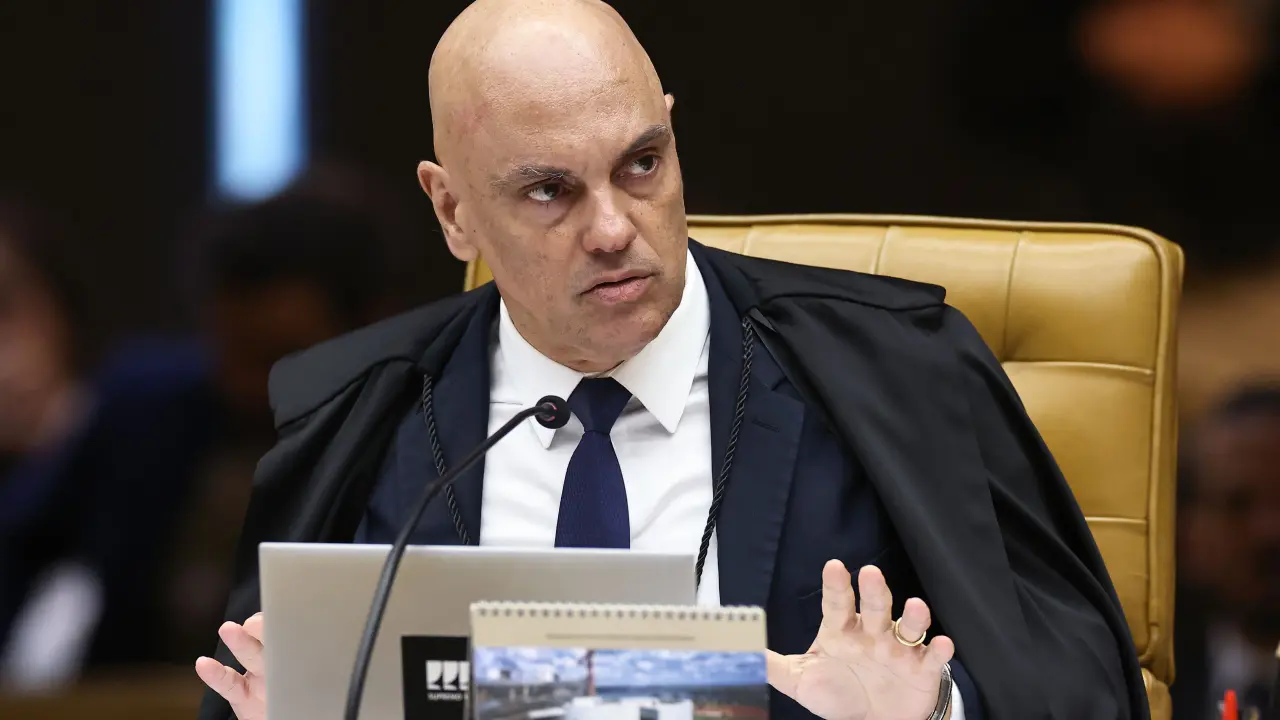 Inquérito contra Flávio Bolsonaro no STF gera apreensão na reta final