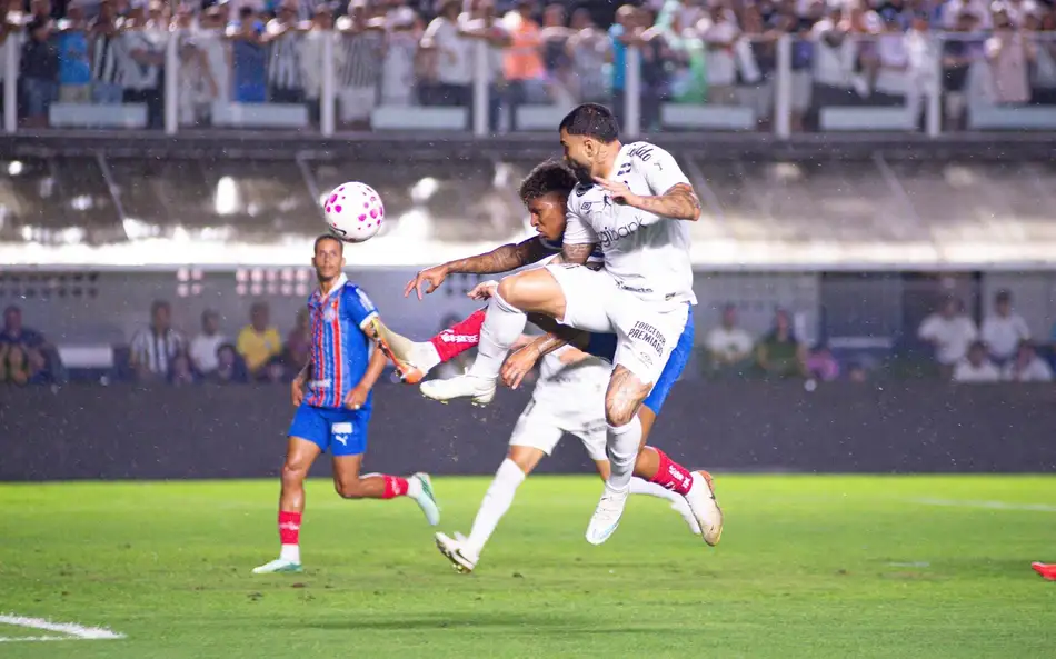 Santos e Bahia empatam na Vila Belmiro pelo Campeonato Brasileiro