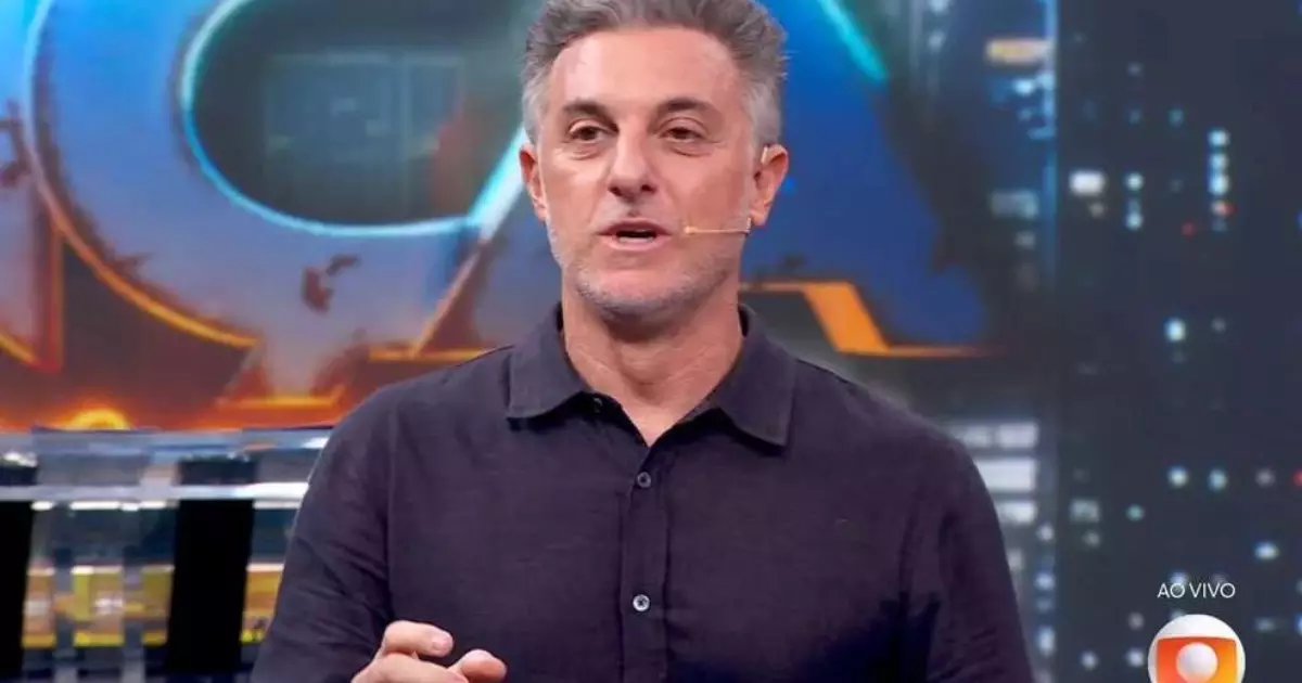 Luciano Huck encerra quadro Pequenos Gênios no Domingão