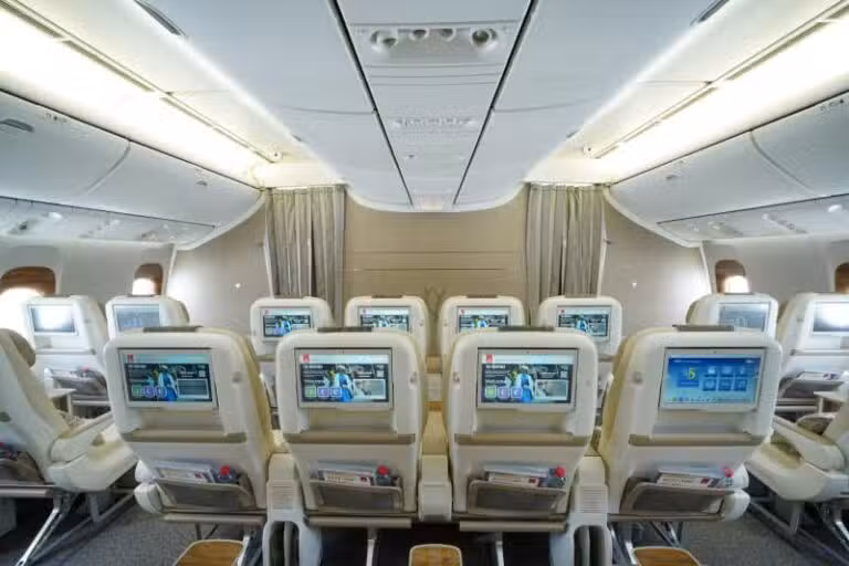 Aeronaves Boeing 777 ganham novas conversões de carga e cabines de luxo