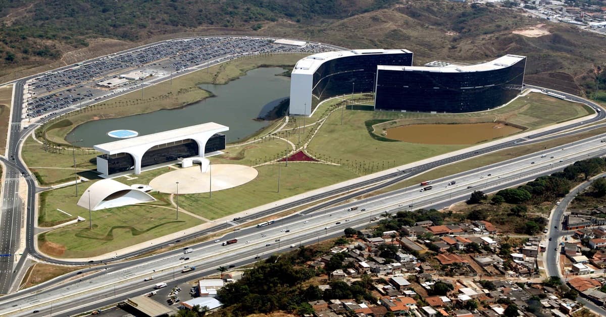 Governo eleva projeção de déficit e anuncia bloqueio de gastos