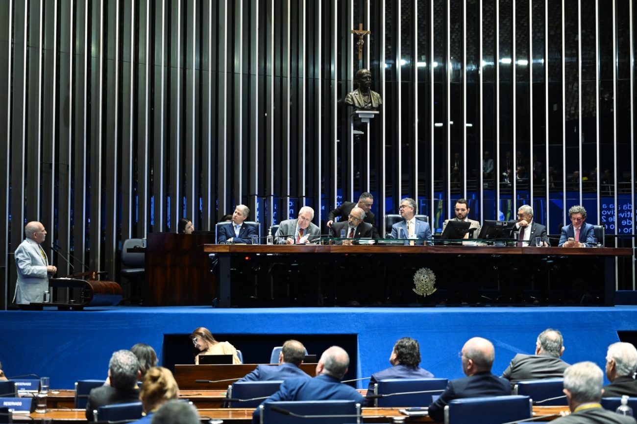 Senado articula votação da PEC do fim da escala 6x1 em dois turnos