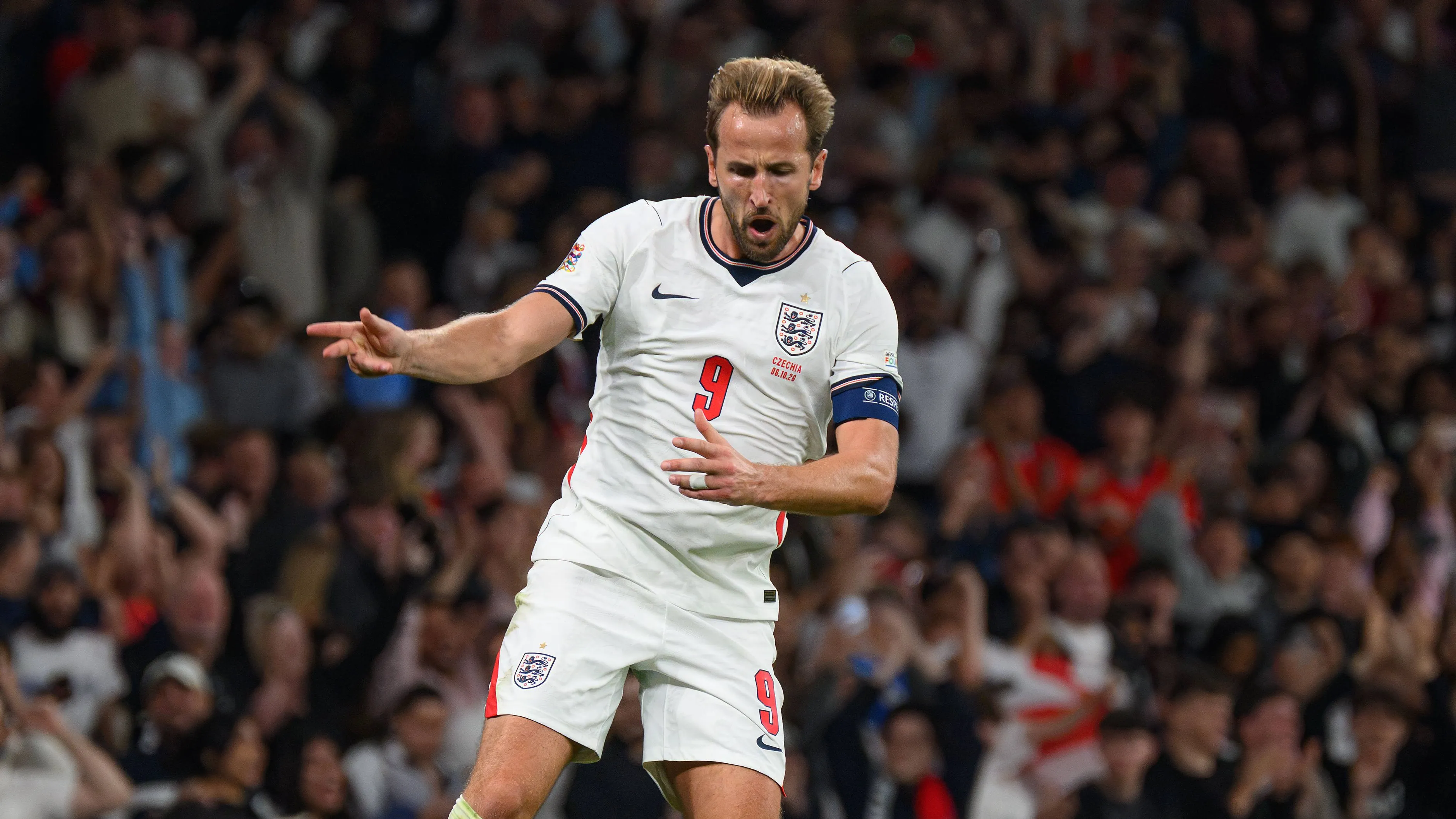 Inglaterra vence República Tcheca e mira confrontos contra Croácia e Espanha