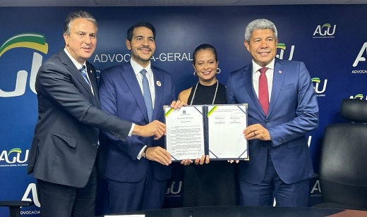AGU e MEC atuam em frentes jurídicas e institucionais no país