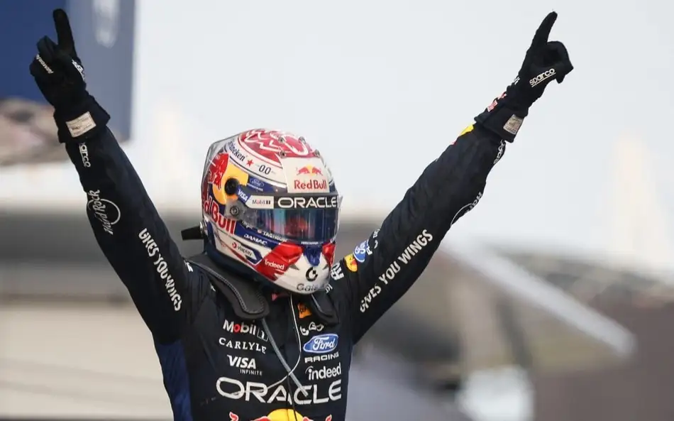 Max Verstappen conquista a pole da Sprint para o GP de Singapura